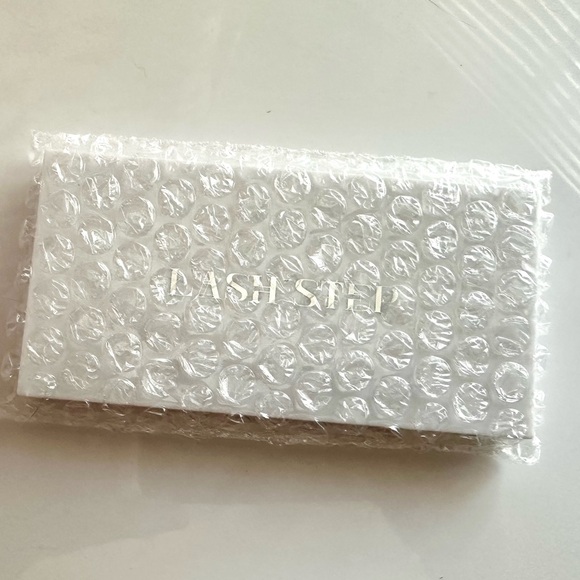 NWT LASH STEP Matte About You Eyeshadow Palette - Picture 2 of 3